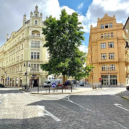 Lejlighedshotel Pytloun Bristol 4*