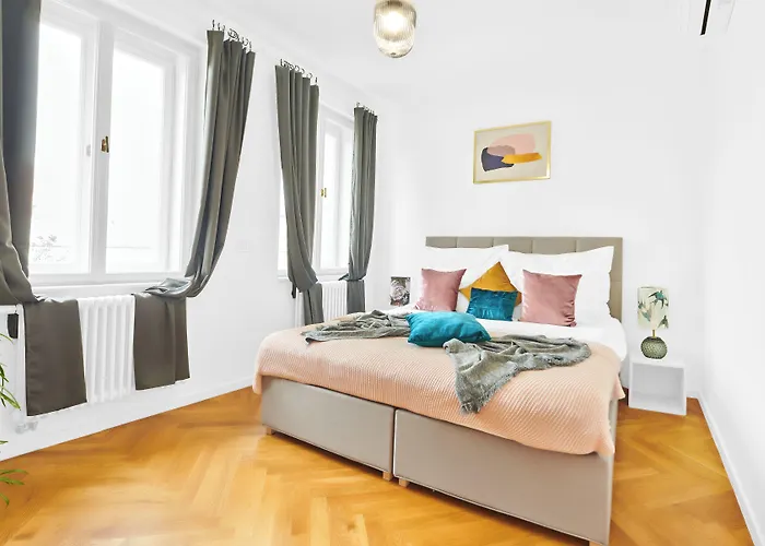 Pytloun Bristol Hotel apartamentowy