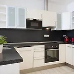 Apartmanhotel Pytloun Bristol